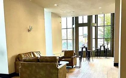Harlow Hotel