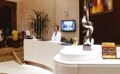 Eastern Kaiyue Business Hotel