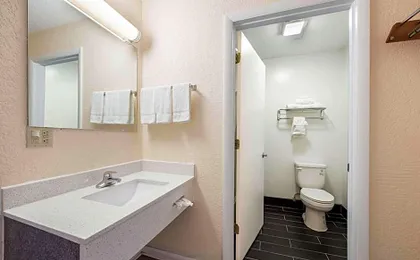 Econo Lodge Waynesville