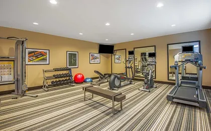 Candlewood Suites Columbia Hwy 63 & I-70 By IHG