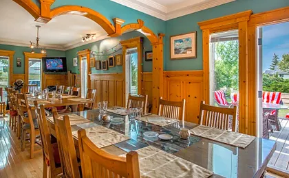 Heartwood Inn