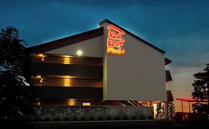 Red Roof Inn PLUS+ Chicago - Naperville