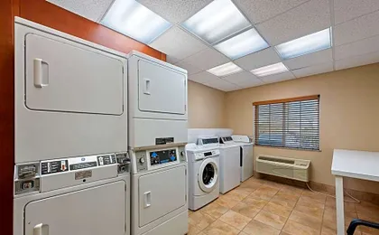 Extended Stay America Suites - Houston - IAH Airport