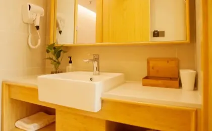 Homeinn Ripple Hotel (Shanghai Hongqiao Transportation Hub Jinghua Road)