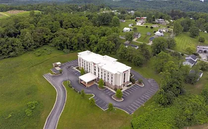Hampton Inn Fairmont