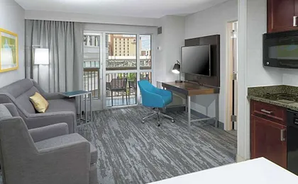 Hampton Inn & Suites Memphis at Beale Street