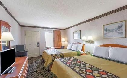 Super 8 by Wyndham Ashburn