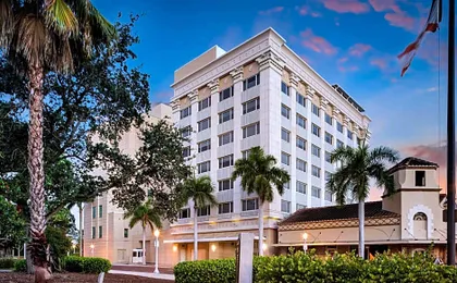 The Banyan Hotel Fort Myers, Tapestry Collection by Hilton