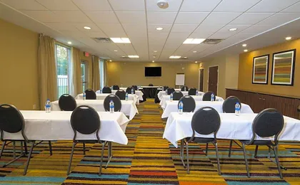 Fairfield Inn & Suites by Marriott Detroit Chesterfield