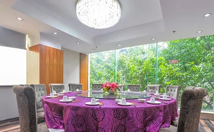 New World Hotel