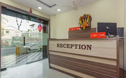 OYO 23656 Parimeet Hotel