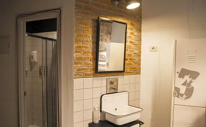 Room Ventura