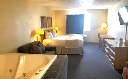 Travelodge by Wyndham Grand Island