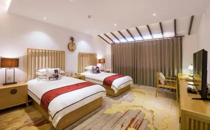 Huanting Longmen Impression Holiday Hotel