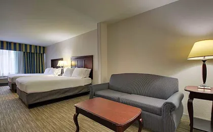 Holiday Inn Express Hotel & Suites Middleboro Raynham By IHG