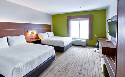 Holiday Inn Express Hotel & Suites Dieppe Airport By IHG