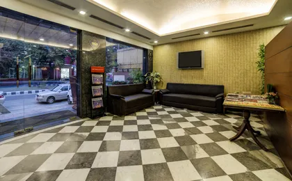 OYO 16011 Hotel Mohan International