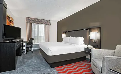 Holiday Inn Hotel & Suites College Station-Aggieland By IHG