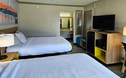 Days Inn by Wyndham Washington