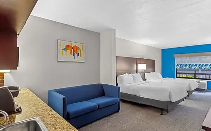Holiday Inn Express & Suites Cross Lanes By IHG