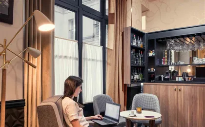 Bar Lounge