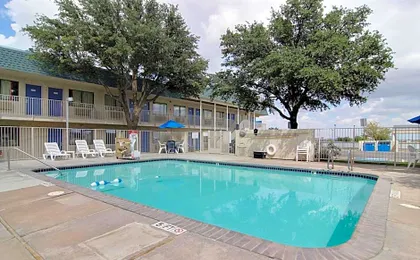 Motel 6-Fort Stockton, TX