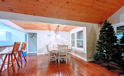 Cozy Escape, Kawarthas Cottage With Sauna