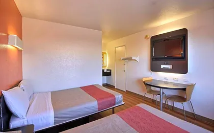 Motel 6 Laredo, TX - South