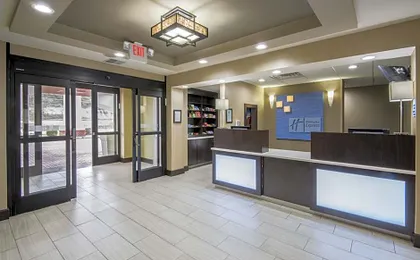 Holiday Inn Express Hotel & Suites Ashland By IHG