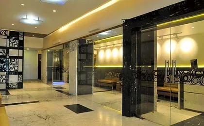 Diplomat Hotel