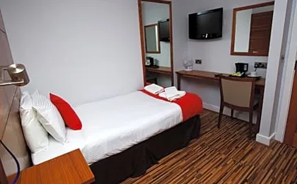 Cocoon @ International Inn & Apartments