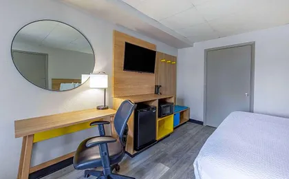 Days Inn by Wyndham Fredericksburg North
