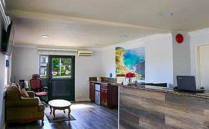 Orange Tustin Inn in Orange