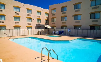 Super 8 by Wyndham Yuma