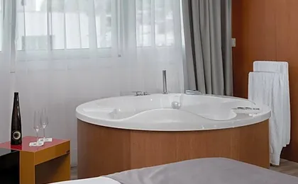 Elia Ermou Athens Hotel