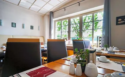 Hotel Am Schloss Biebrich