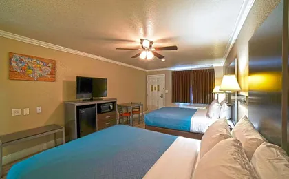 Econo Lodge Inn & Suites Corpus Christi