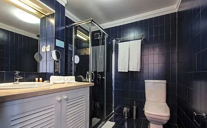AquaHotel by Aqualeisure