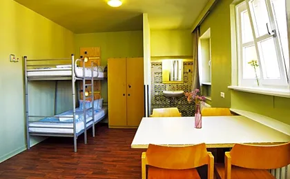 Amstel House Hostel
