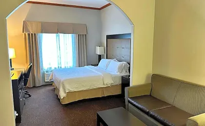 Holiday Inn Express Vancouver North By IHG