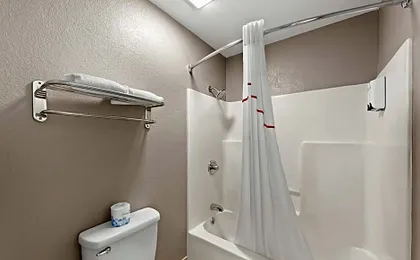 Red Roof Inn Muscle Shoals