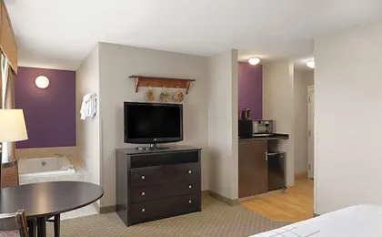La Quinta Inn & Suites by Wyndham Spokane Valley