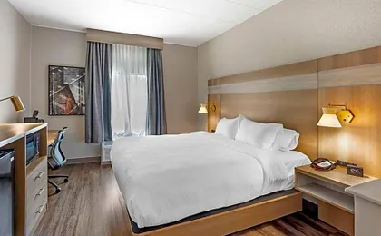 Best Western Plus Heritage Rail Inn Suites