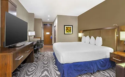 Best Western Plus Williston Hotel & Suites