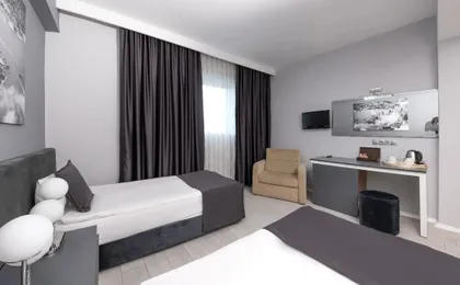 Expo Park Hotel