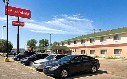 Econo Lodge Fargo - West Acres