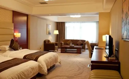 K Raphael Hotel