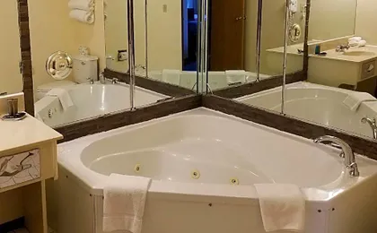 Americas Best Value Inn St. Louis South