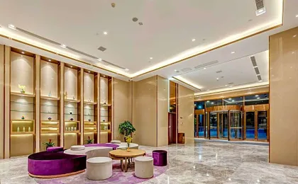 Lavande Hotel Lushan Wuzhou International Business Trade City