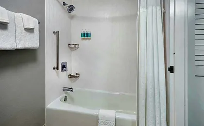 Courtyard by Marriott New Carrollton Landover